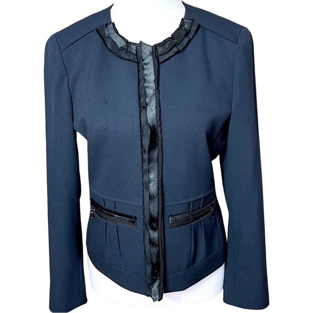 T Tahari Cropped Round Neck Satin Trim Blazer Navy Size 6P Barbiecore Feminine
